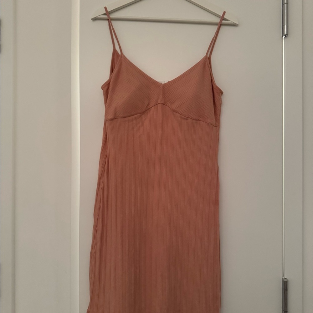 Neiwai Rust Orange V-Neck Dress